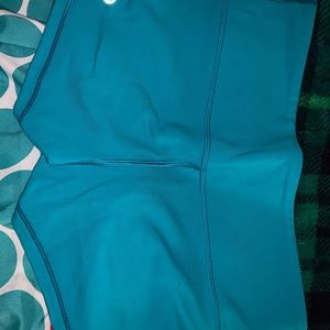 Lulu lemon wunder under shorts